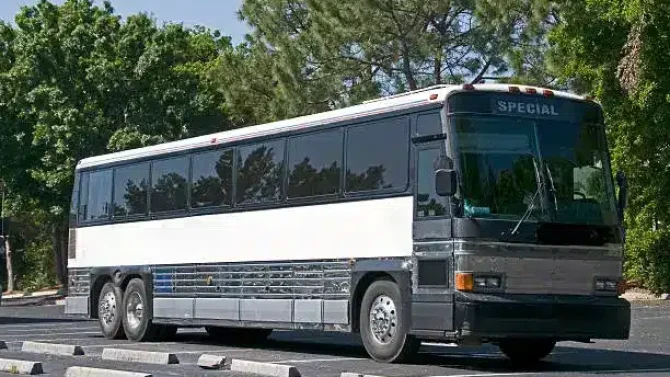 Entertainer Bus Rental