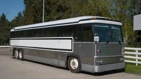 Entertainer Bus Rental